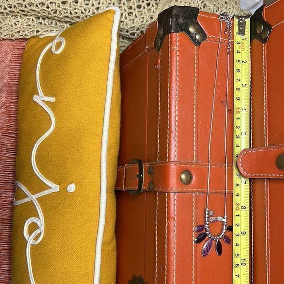 Black‎ and Purple pendants with silver chain necklace - Picture 6 of 6